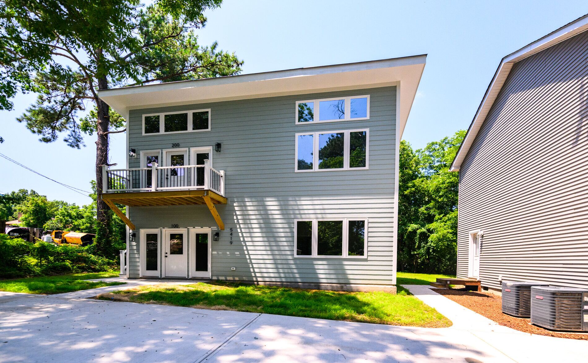 Dorcas Street duplex accessory dwelling unit exterior